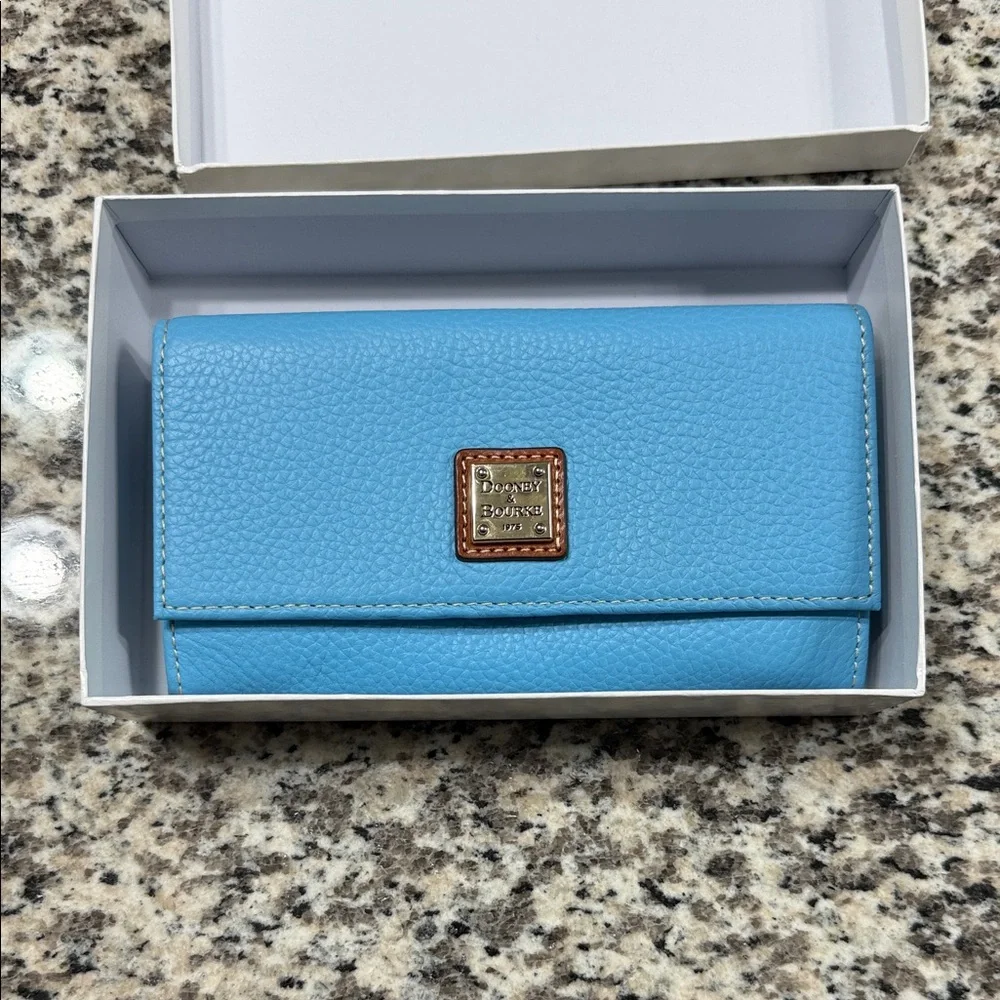 Dooney & Bourke Caribbean Blue Leather Wallet - Picture 1 of 9